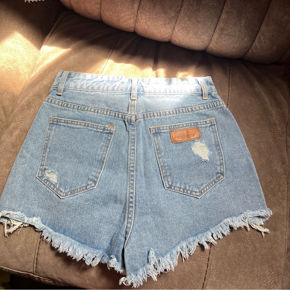 Shorts - Picture 2 of 2